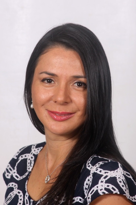 Doctora Sylvia Azuola